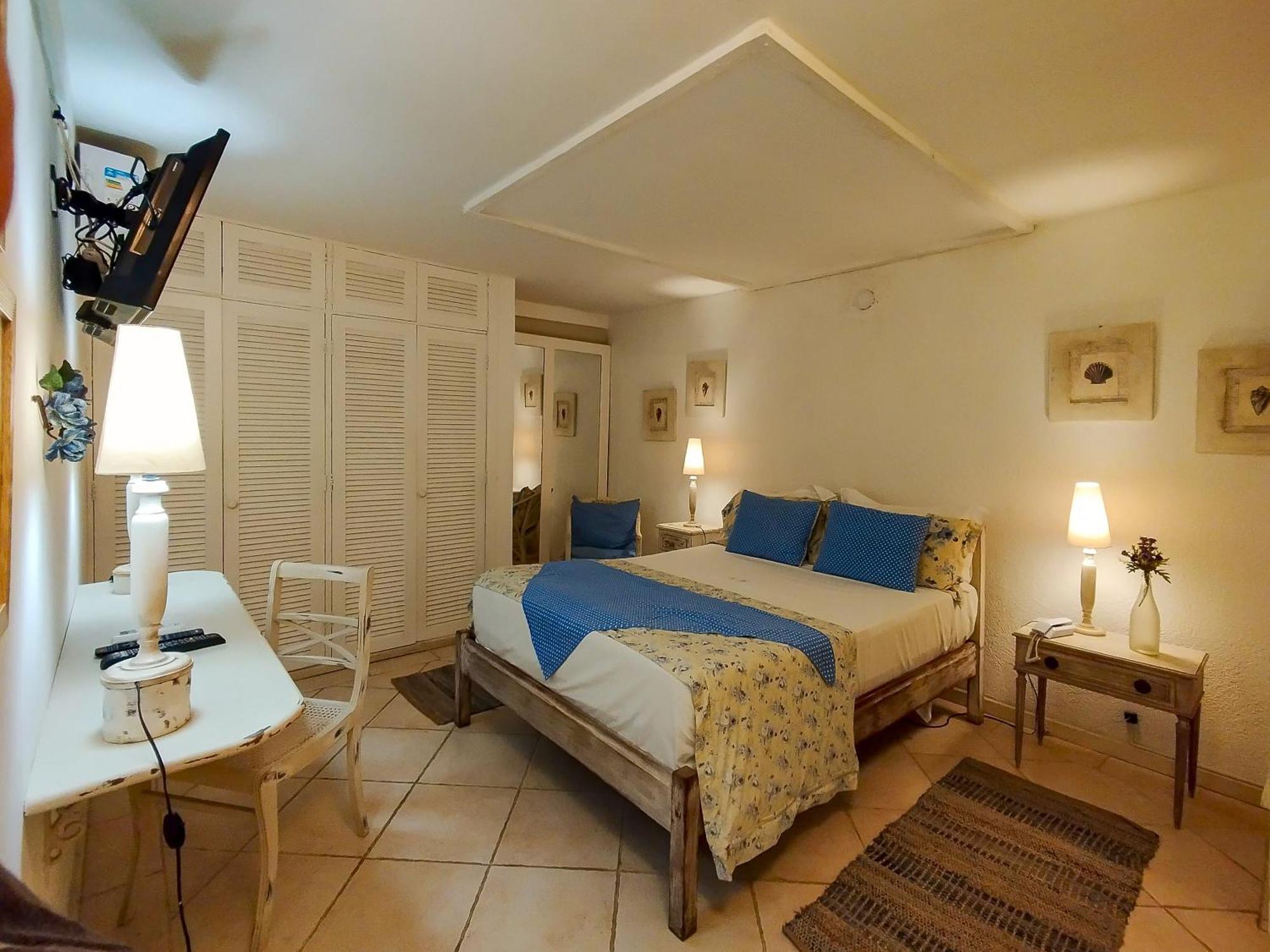 Inn Taman 4*